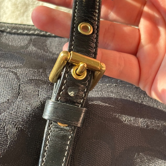 Coach Shoulder Bag 10630 - Picture 8 of 10